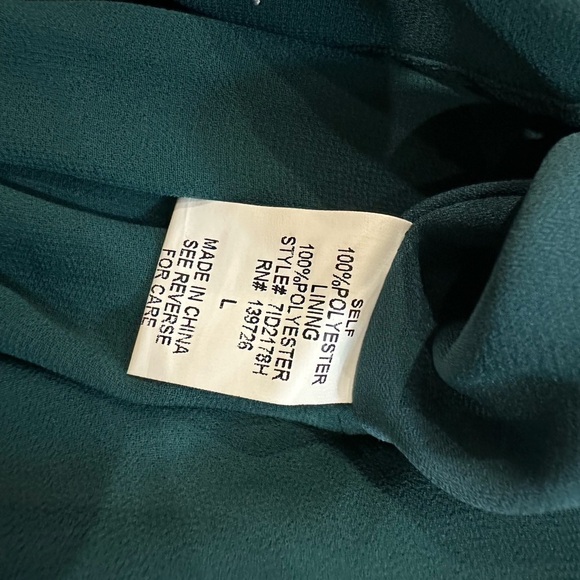 HONEY PUNCH BACKLESS LONG SLEEVE DRESS IN A BEAUTIFUL PEACOCK GREEN - Picture 7 of 8